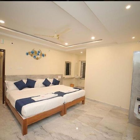 Sri Ganesh Residency Hotel Тирупати Екстериор снимка